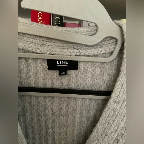 LINE Cardigan - Picture 2 of 3